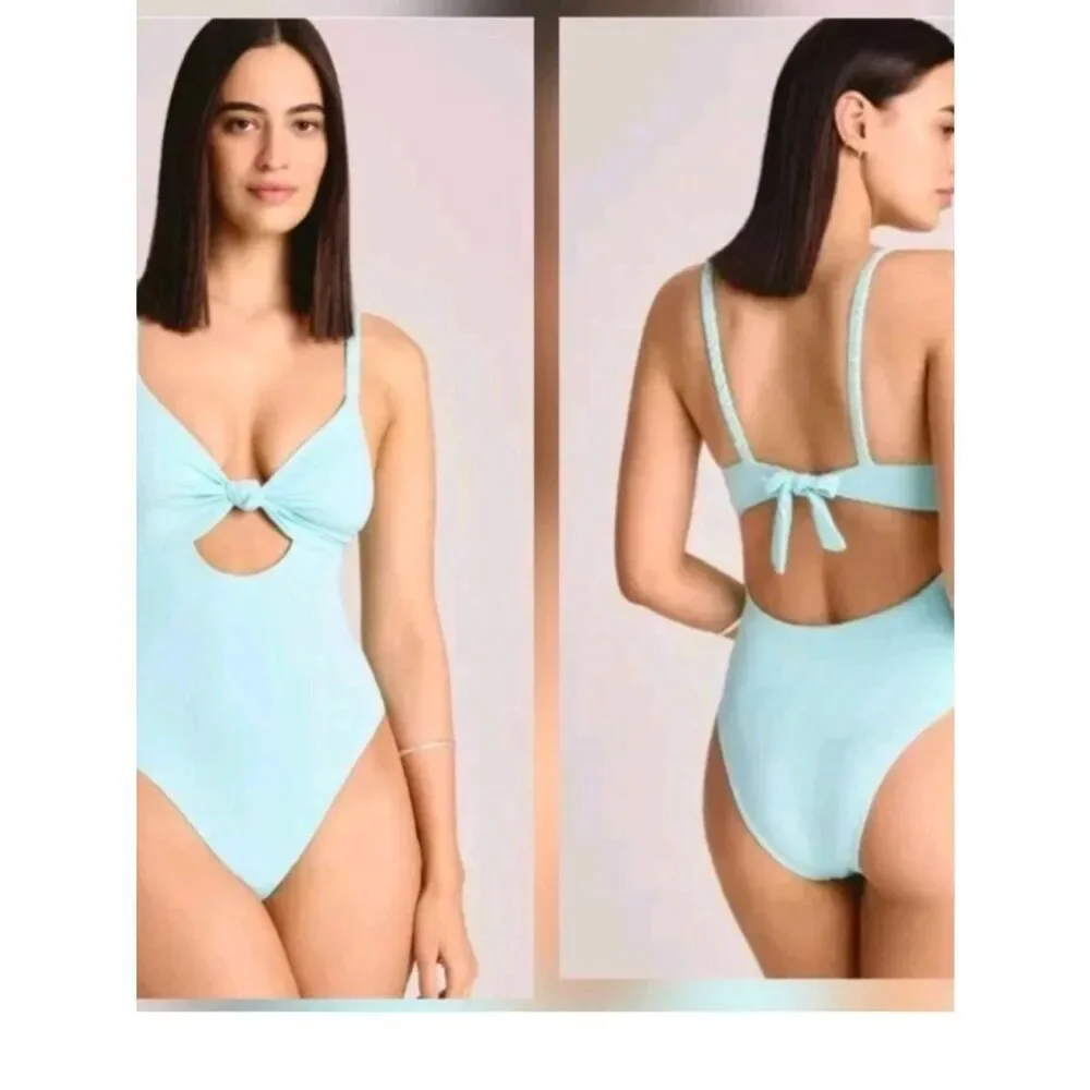 NWT Vitamin A Women's Knot Front Keyhole Full Coverage One Piece Swimsuit $98